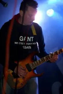 Pila - igi too.jpg
